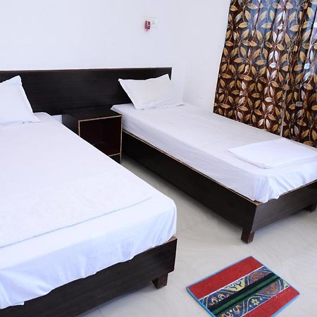 Dwarka Home Stay Bodh Gaya Esterno foto