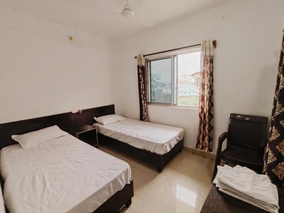 Dwarka Home Stay Bodh Gaya Esterno foto